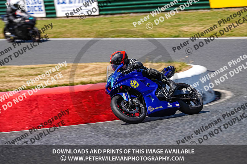 enduro digital images;event digital images;eventdigitalimages;mallory park;mallory park photographs;mallory park trackday;mallory park trackday photographs;no limits trackdays;peter wileman photography;racing digital images;trackday digital images;trackday photos